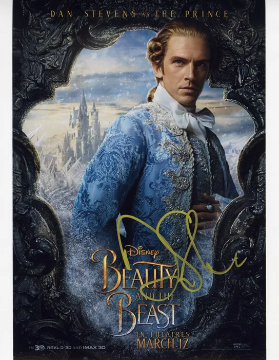 Dan Stevens autograph