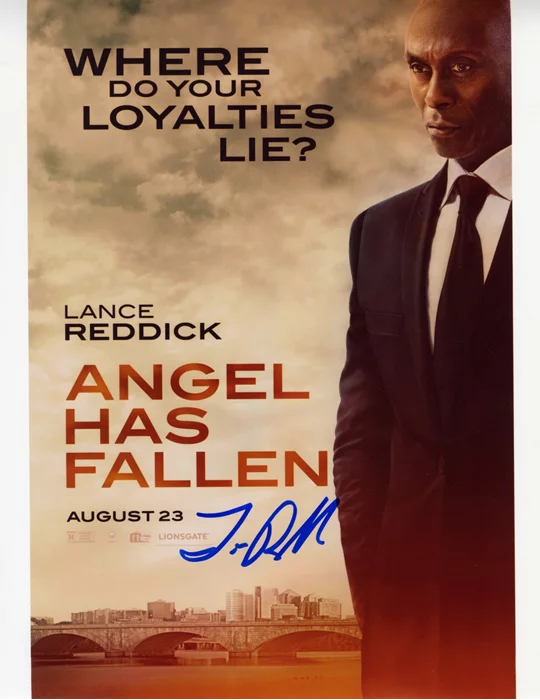 Lance Reddick autograph