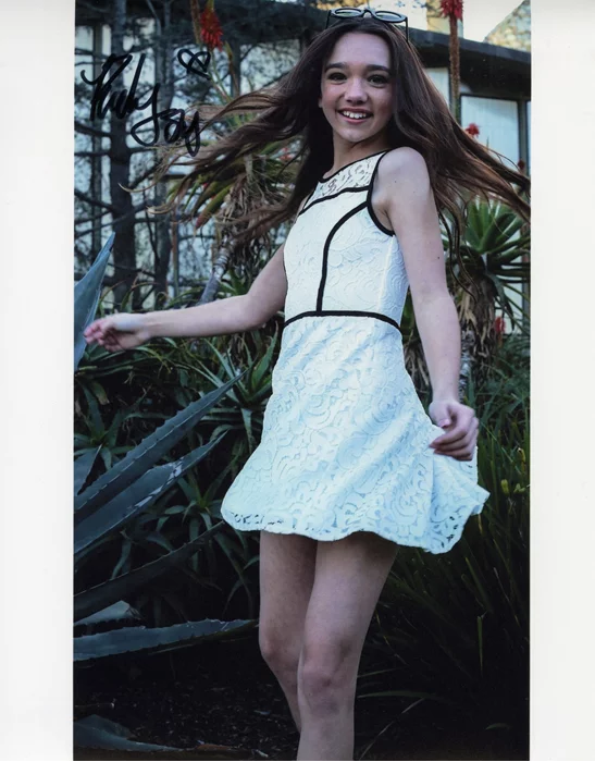Ruby Jay autograph