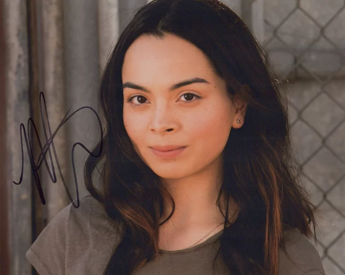 Montana Roesch autograph