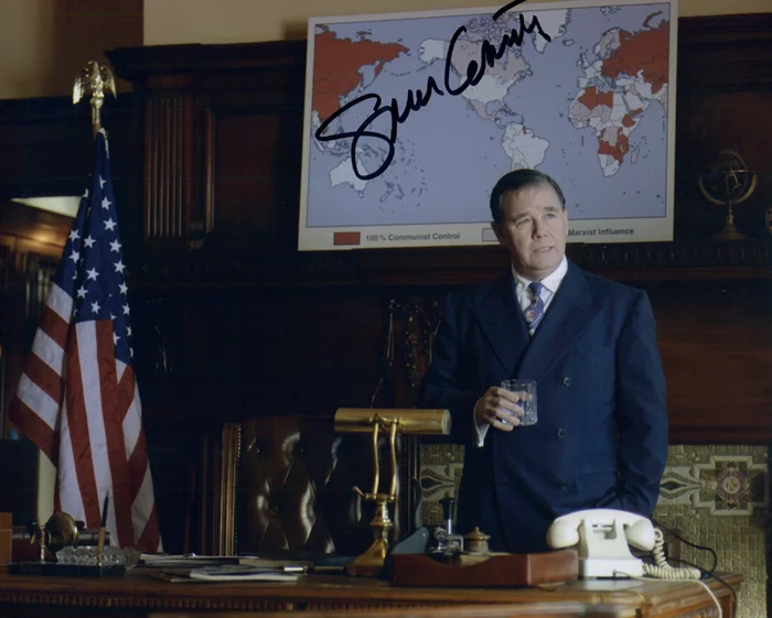 Spencer Garrett autograph
