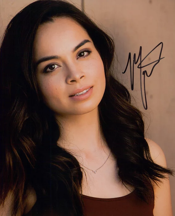 Montana Roesch autograph