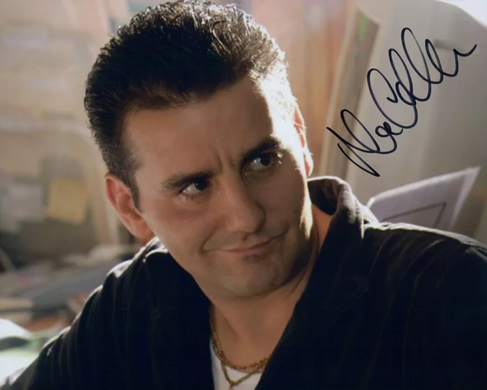 Max Casella autograph