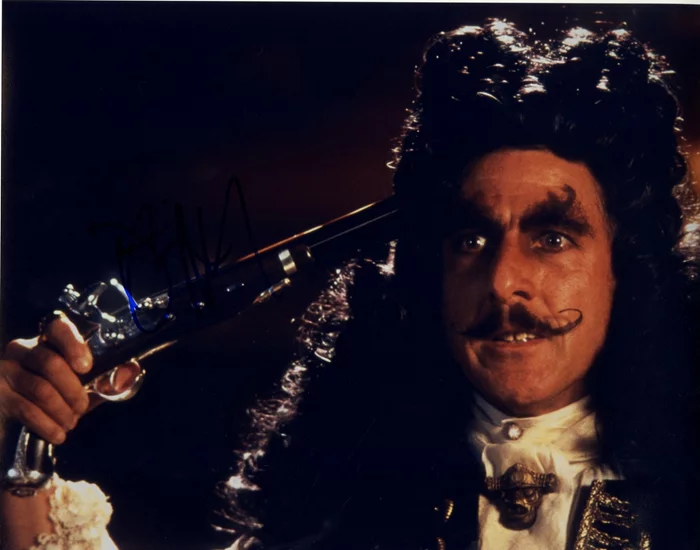 Dustin Hoffman autograph