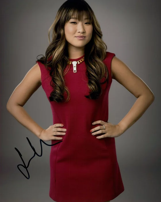Jenna Ushkowitz autograph