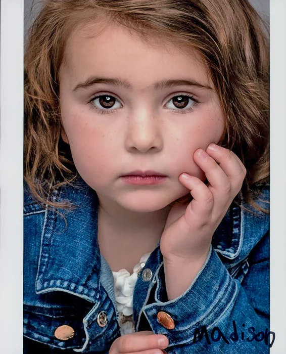 Madison Friedman autograph