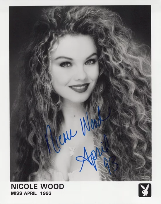 Nicole Wood autograph