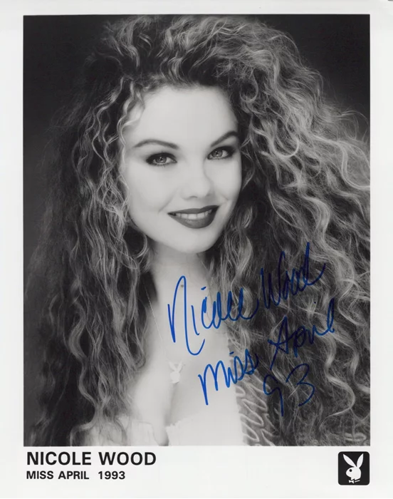 Nicole Wood autograph