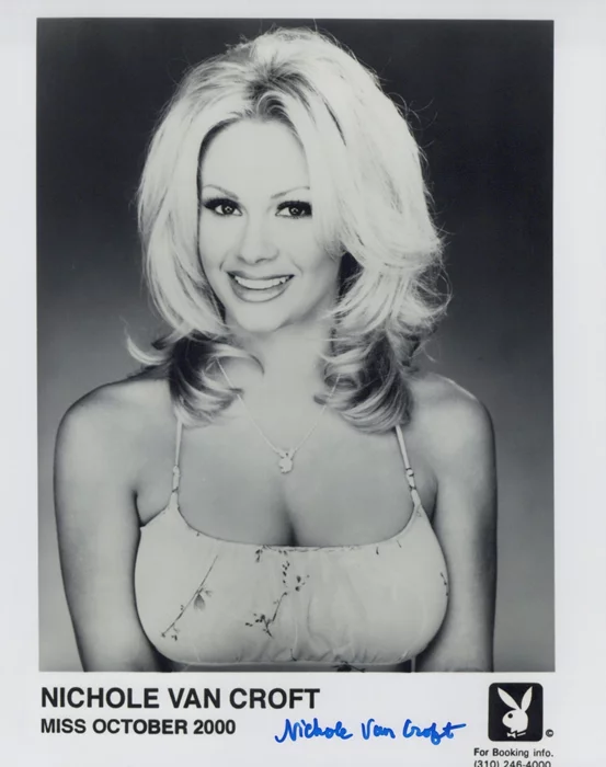 Nichole Van Croft autograph