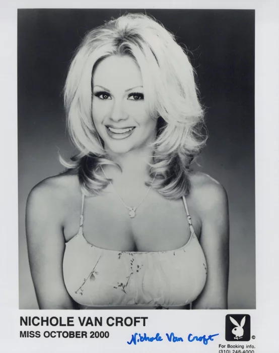 Nichole Van Croft autograph