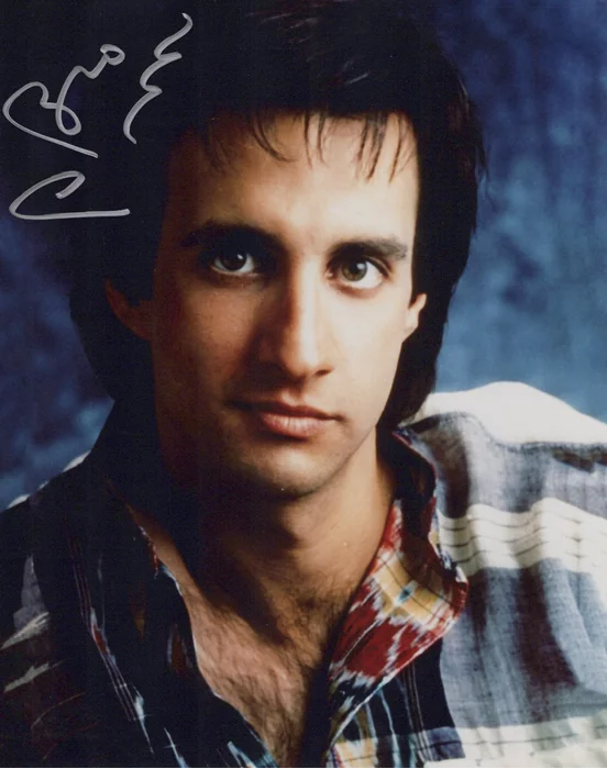 Bronson Pinchot autograph