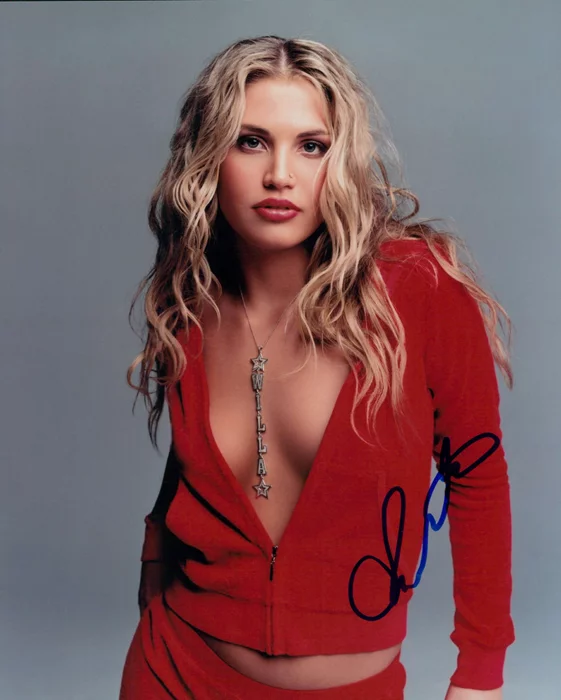 Willa Ford autograph