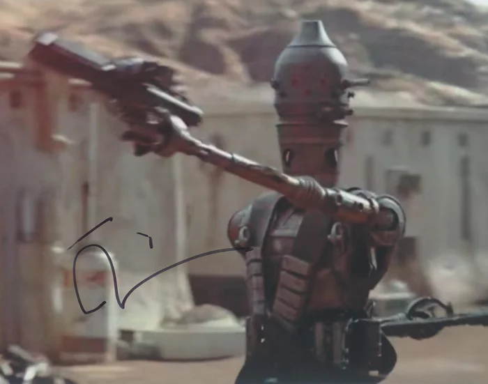 Taika Waititi autograph