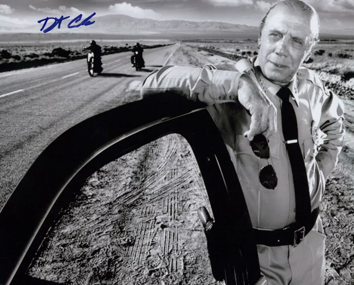 Dayton Callie autograph
