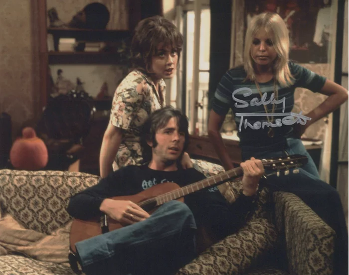 Sally Thomsett autograph