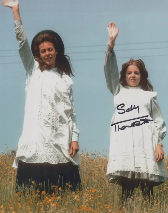 Sally Thomsett autograph