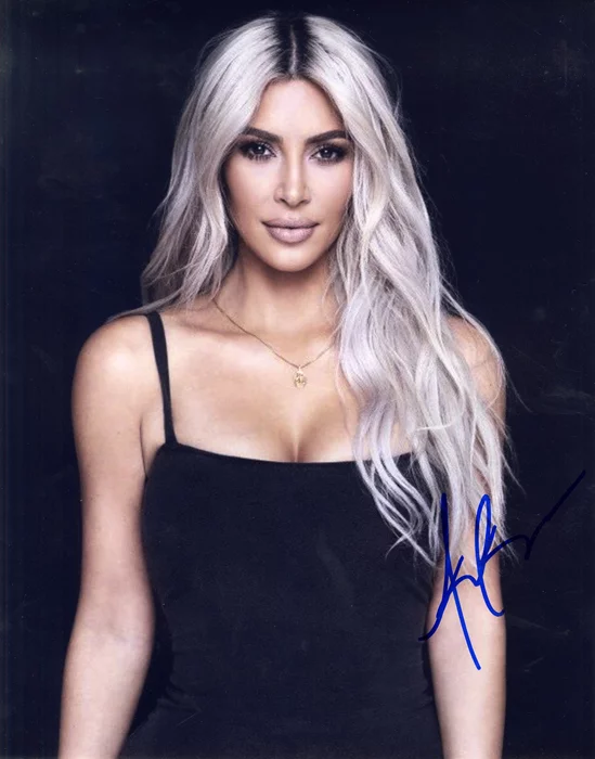 Kim Kardashian autograph