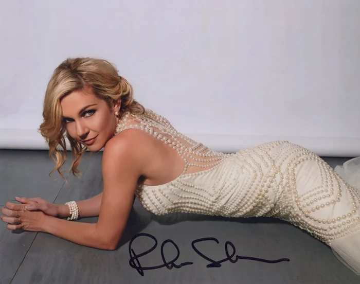 Rhea Seehorn autograph