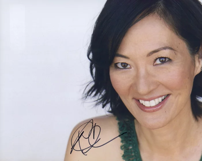 Rosalind Chao autograph