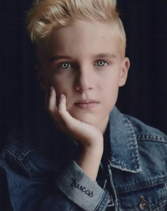 Lucas Royalty autograph