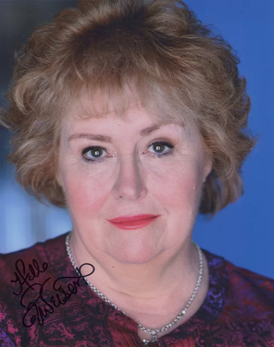 Tracy Weisert autograph