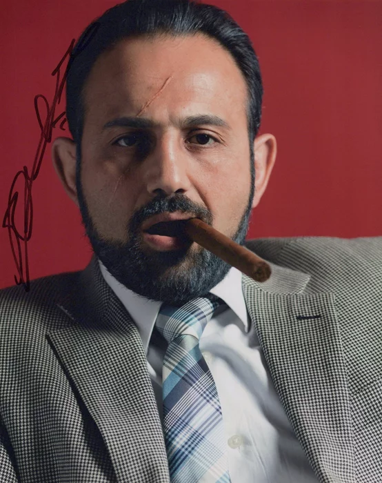 Roman Mitichyan autograph