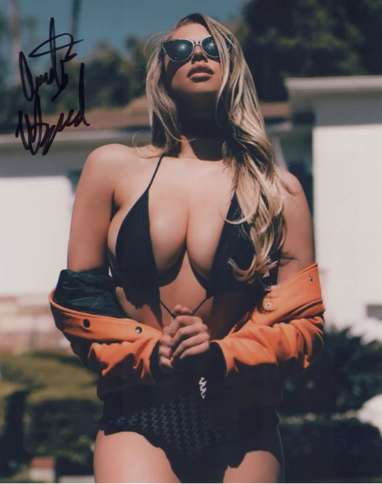 Antje Utgaard autograph