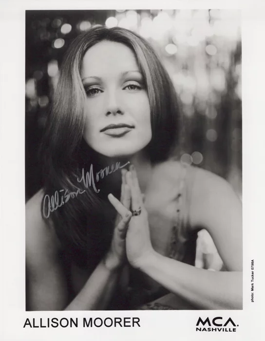 Allison Moorer autograph