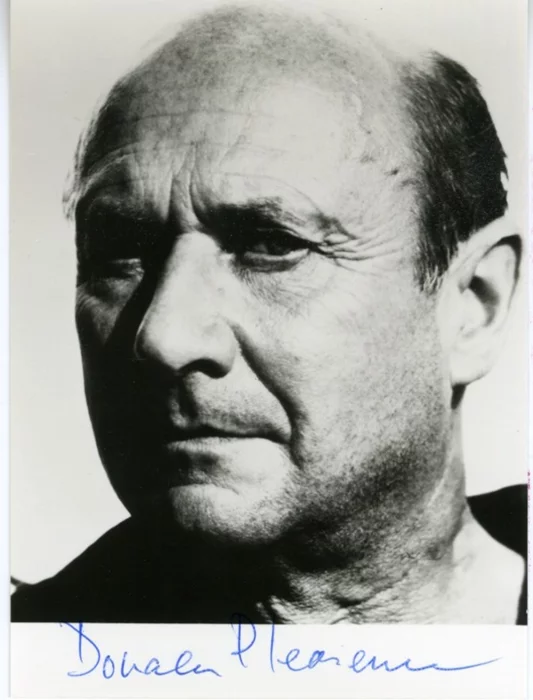 Donald Pleasence autograph