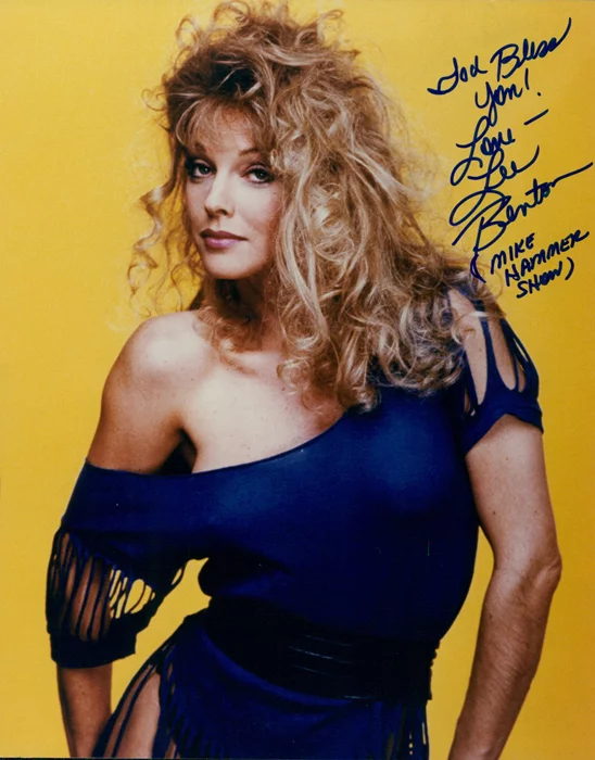 Lee Benton autograph