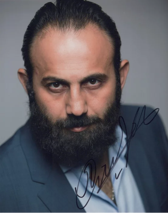 Roman Mitichyan autograph