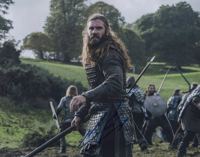 Clive Standen autograph