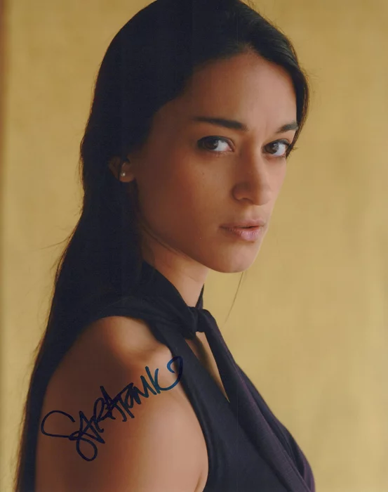 Sara Tomko autograph