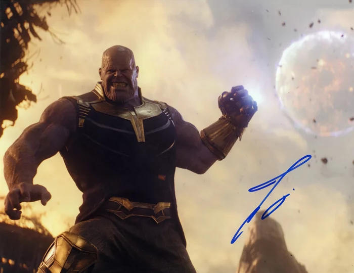 Josh Brolin autograph