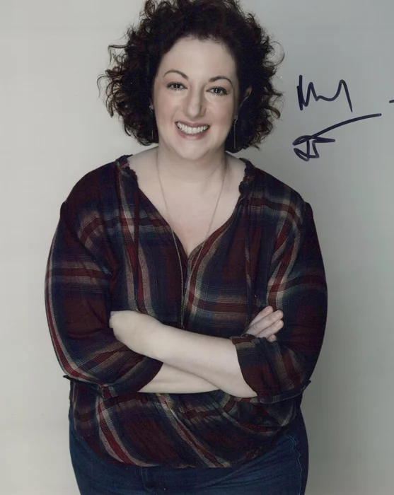 Rebecca Metz autograph