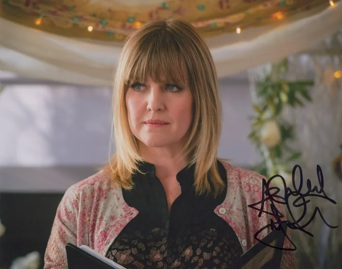Ashley Jensen autograph