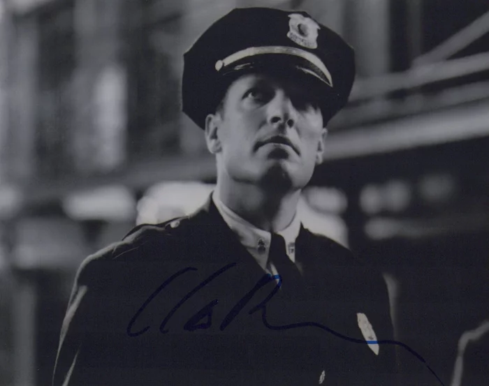 Clancy Brown autograph