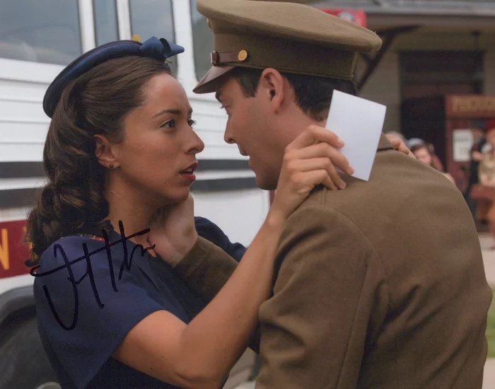 Jack Huston autograph