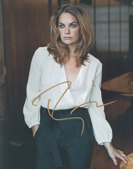 Ruth Wilson autograph