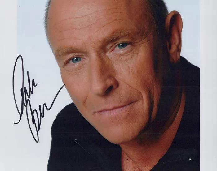 Corbin Bernsen autograph