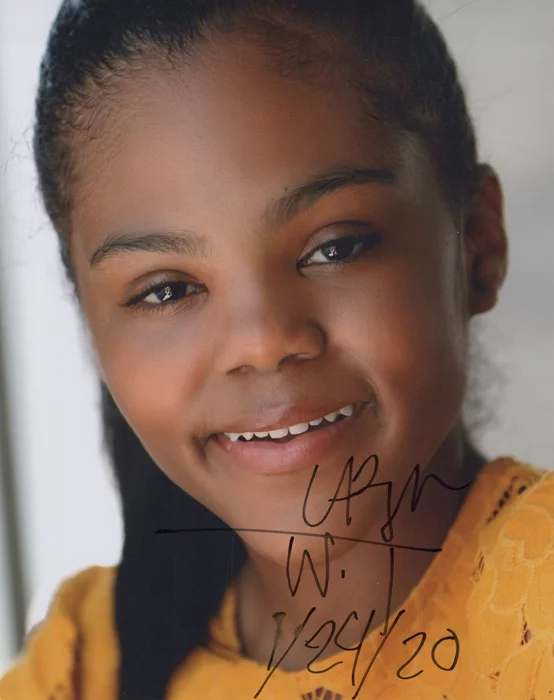 Aryn Wright-Thompson autograph