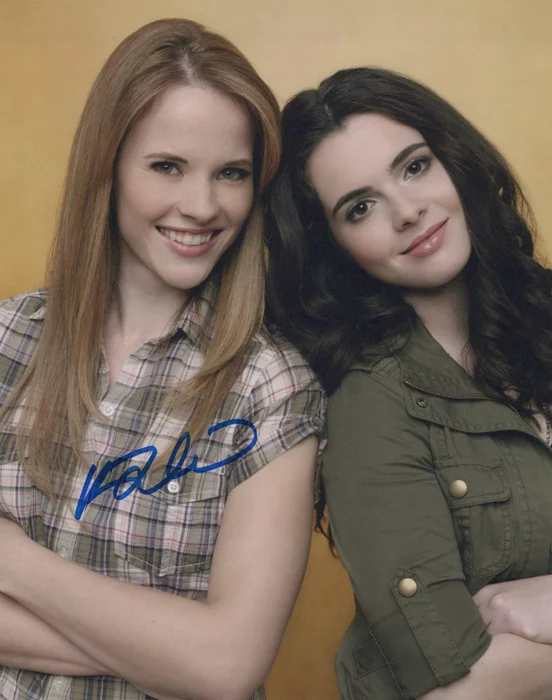Katie Leclerc autograph