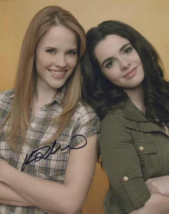Katie Leclerc autograph