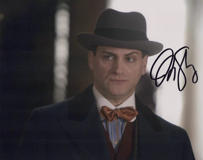 Michael Stuhlbarg autograph