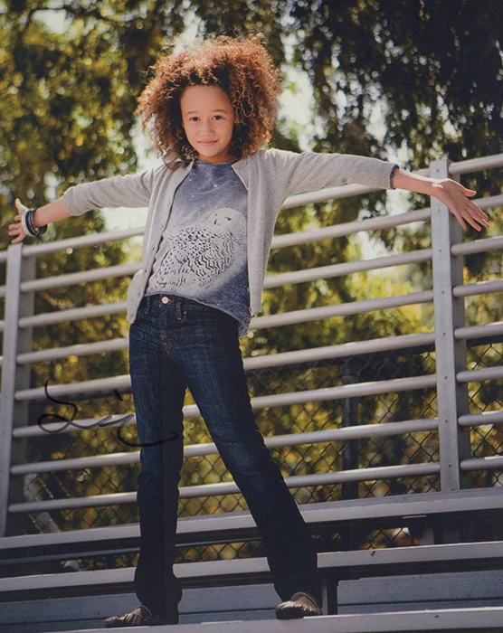 Talia Jackson autograph