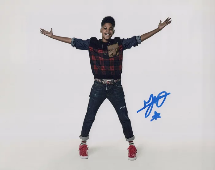 JD McCrary autograph