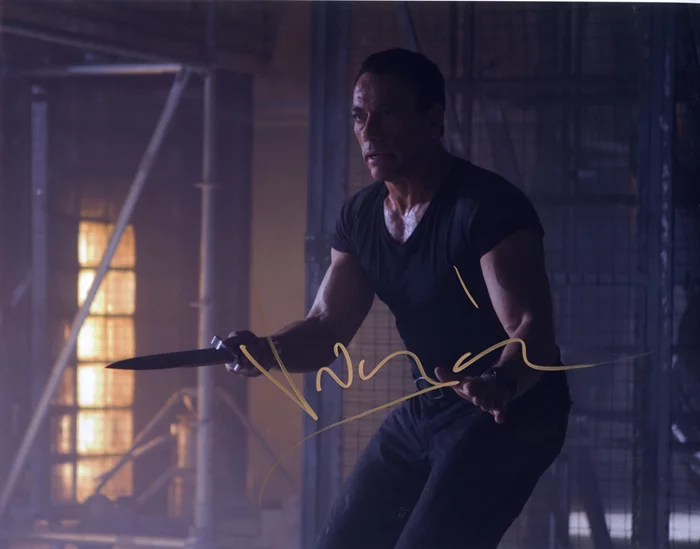 Jean-Claude Van Damme autograph