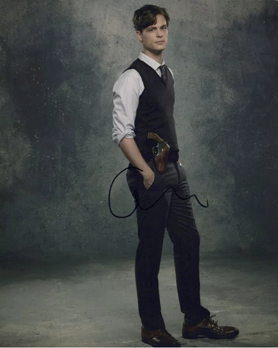 Matthew Gray Gubler autograph