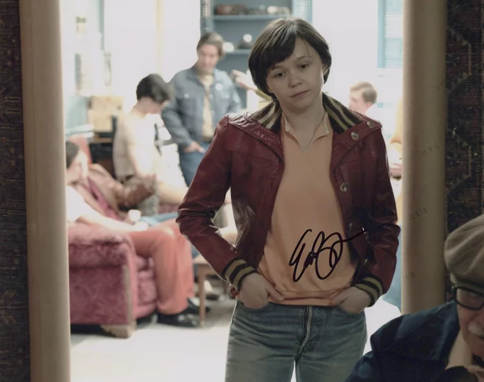 Emily Skeggs autograph