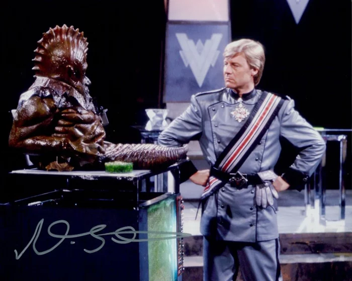 Nabil Shaban autograph